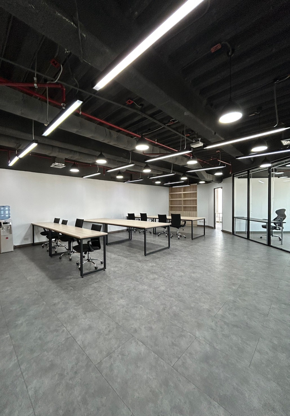 Empire Tower sathorn bangkok สำนักงานให้เช่าย่านสาทร ใกล้สถานีรถไฟฟ้า BTS ช่องนนทรี เพียง 300 เมตร