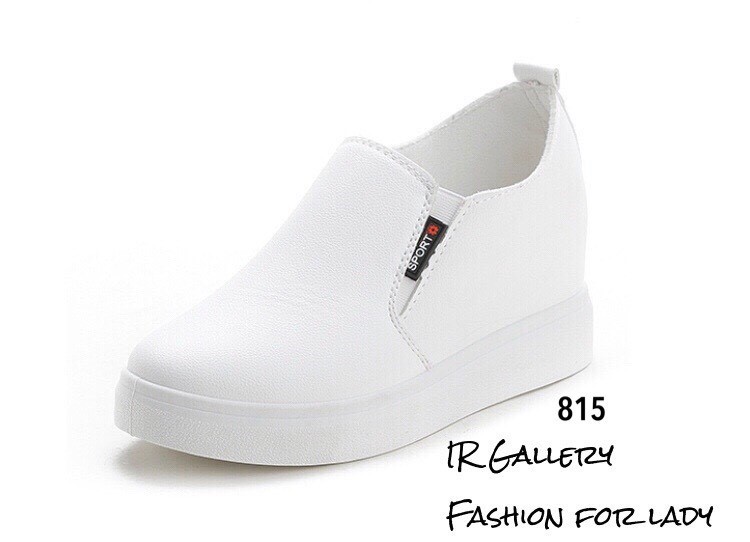 รองเท้าผ้าใบเสริมส้นแบบสวมขาวล้วน