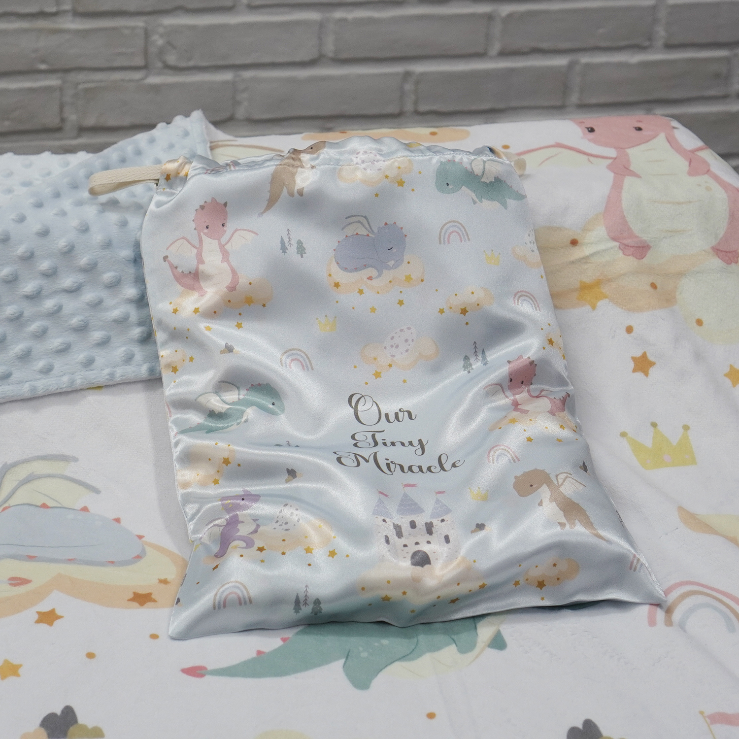 ถุงผ้าซาตินพร้อมส่ง ไซส์ L Grade B ลาย Dragon - Blue - Our Tiny Miracle