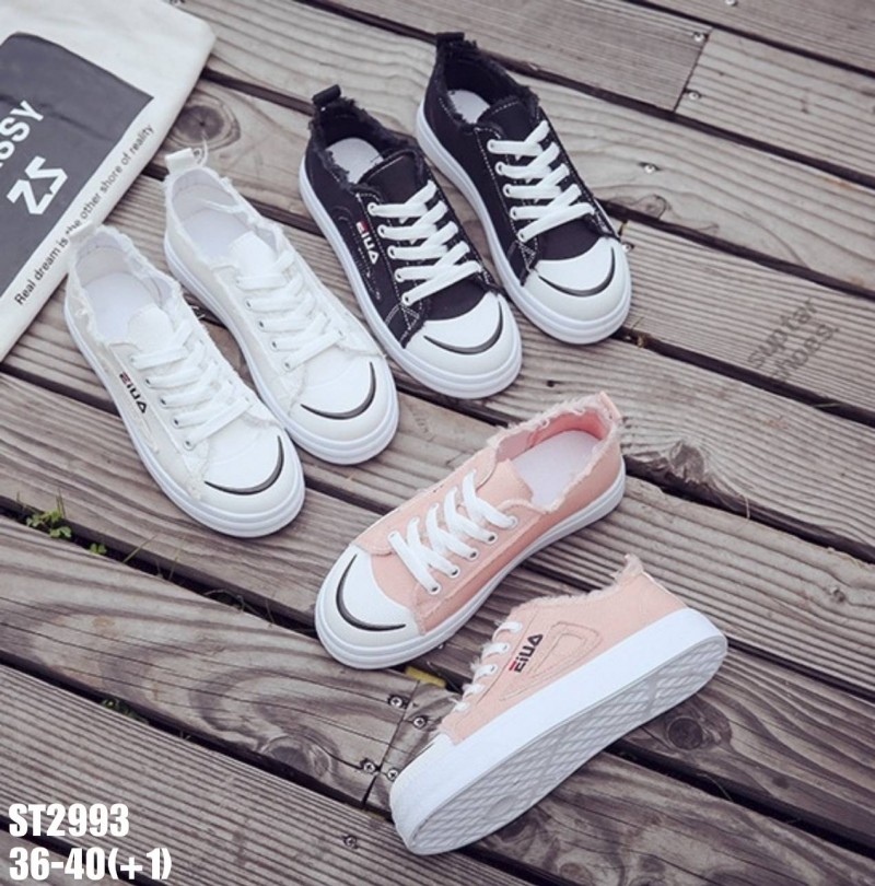 รองเท้าผ้าใบแคชชวลแต่งขอบ (สีดำ)