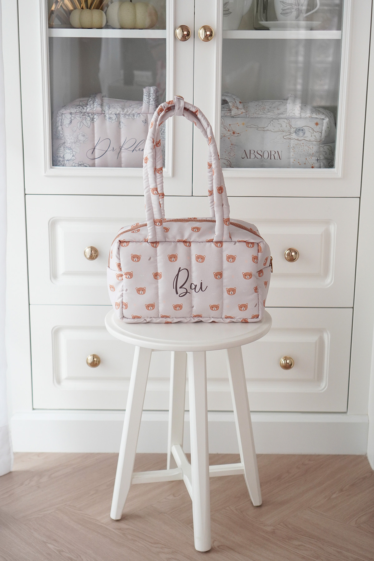 Fluffy Bowling Bag กระเป๋านุ่มนิ่ม ทรง Bowling สั่งทำใส่ข้อความ ลาย Teddy - Brown