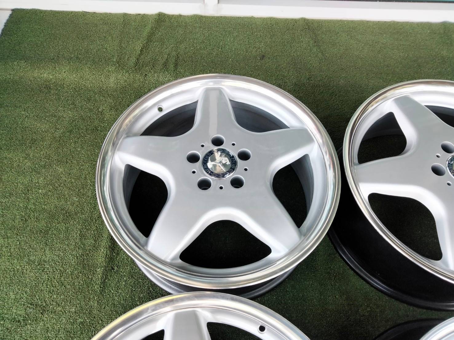 ล้อเบนซ์ ปลาดาว ขอบ 18* "ไม่แท้" นำเข้า