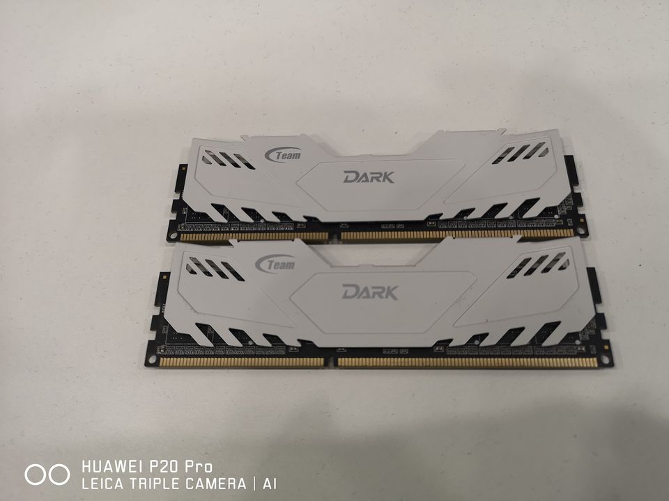 8GB. DDR-3 FSB2400 4GB.X2 TEAMGROUP มือสอง สวยๆ