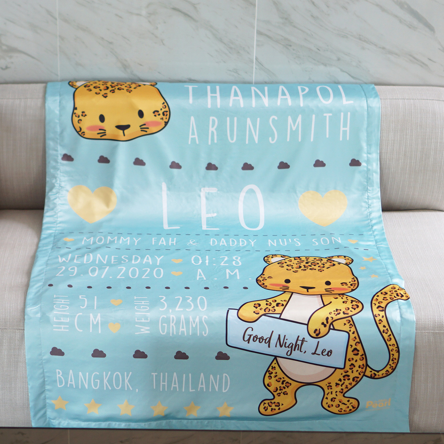 ผ้าห่ม ใส่ประวัติแรกเกิด ลายเสือดาว Leopard - Mint