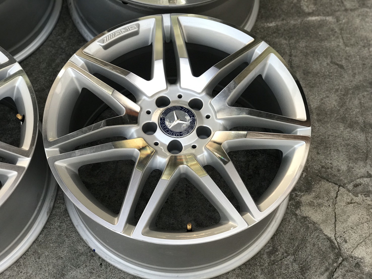 ล้อแท้ AMG Twin 7 Spoke 19" w212