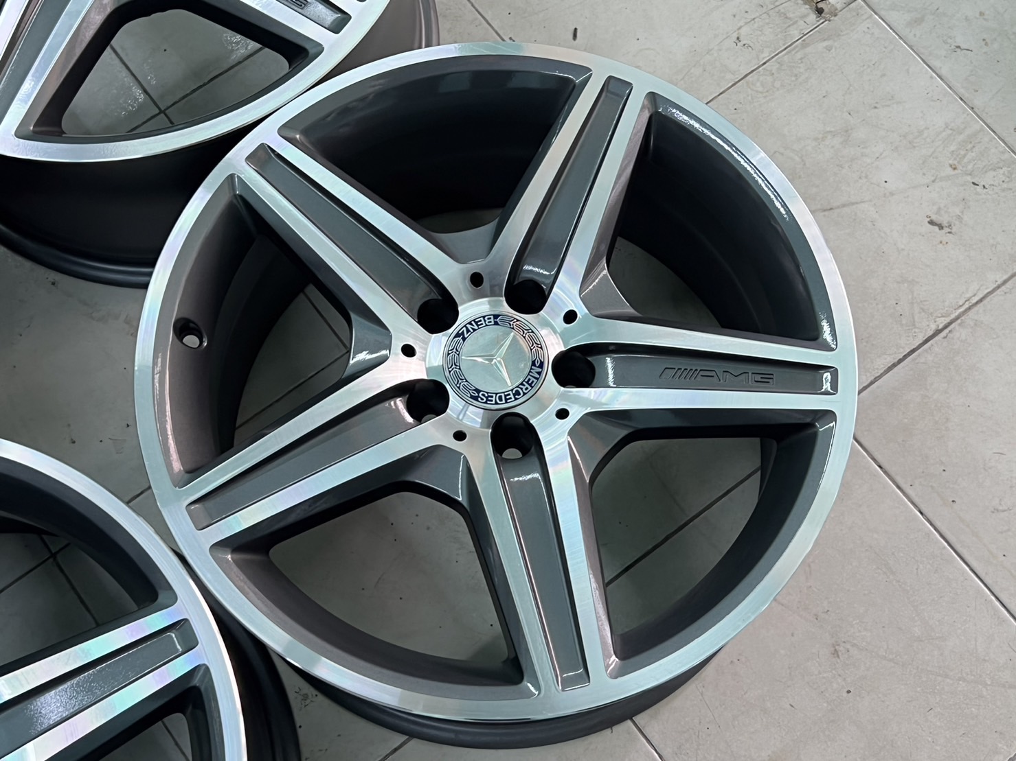 ล้อเบนซ์แท้ AMG ST6 E63 18" สวยงาม