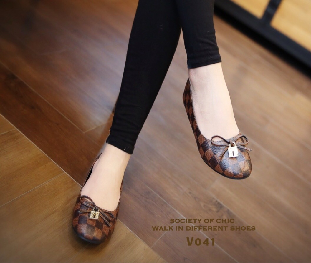 รองเท้าคัทชูส้นแบน Style Loius Damier