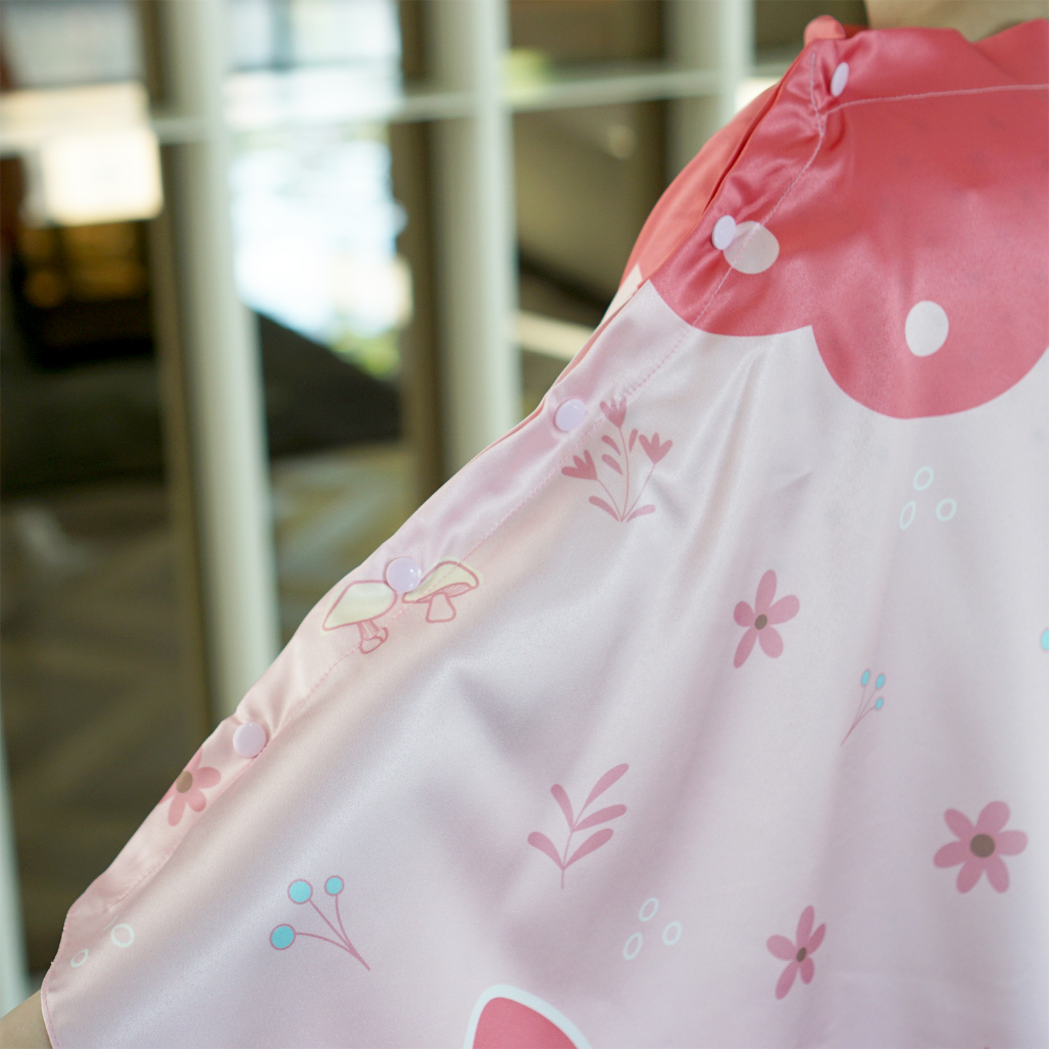 ผ้าคลุมให้นม 3in1 (รุ่นมีกระดุม ถอดโครงได้) แบบสั่งทำใส่ชื่อ ลาย Little Red Riding Hood - Pink