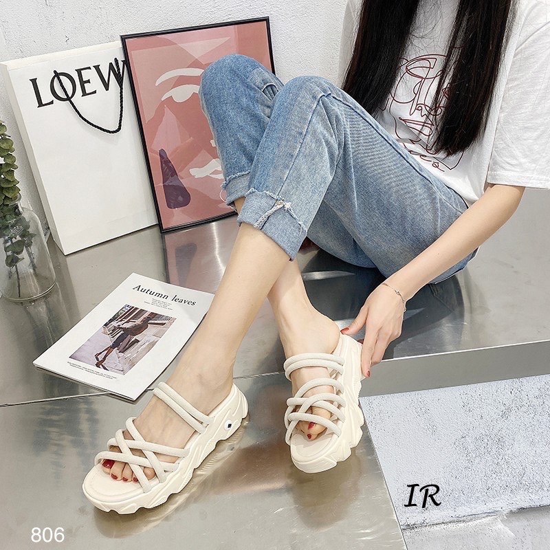 รองเท้าแตะส้นเตารีดพื้นอมยิ้ม (สีชมพู)