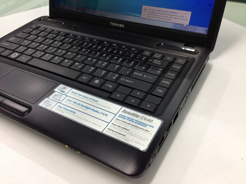 TOSHIBA Satellite C640D-1003U