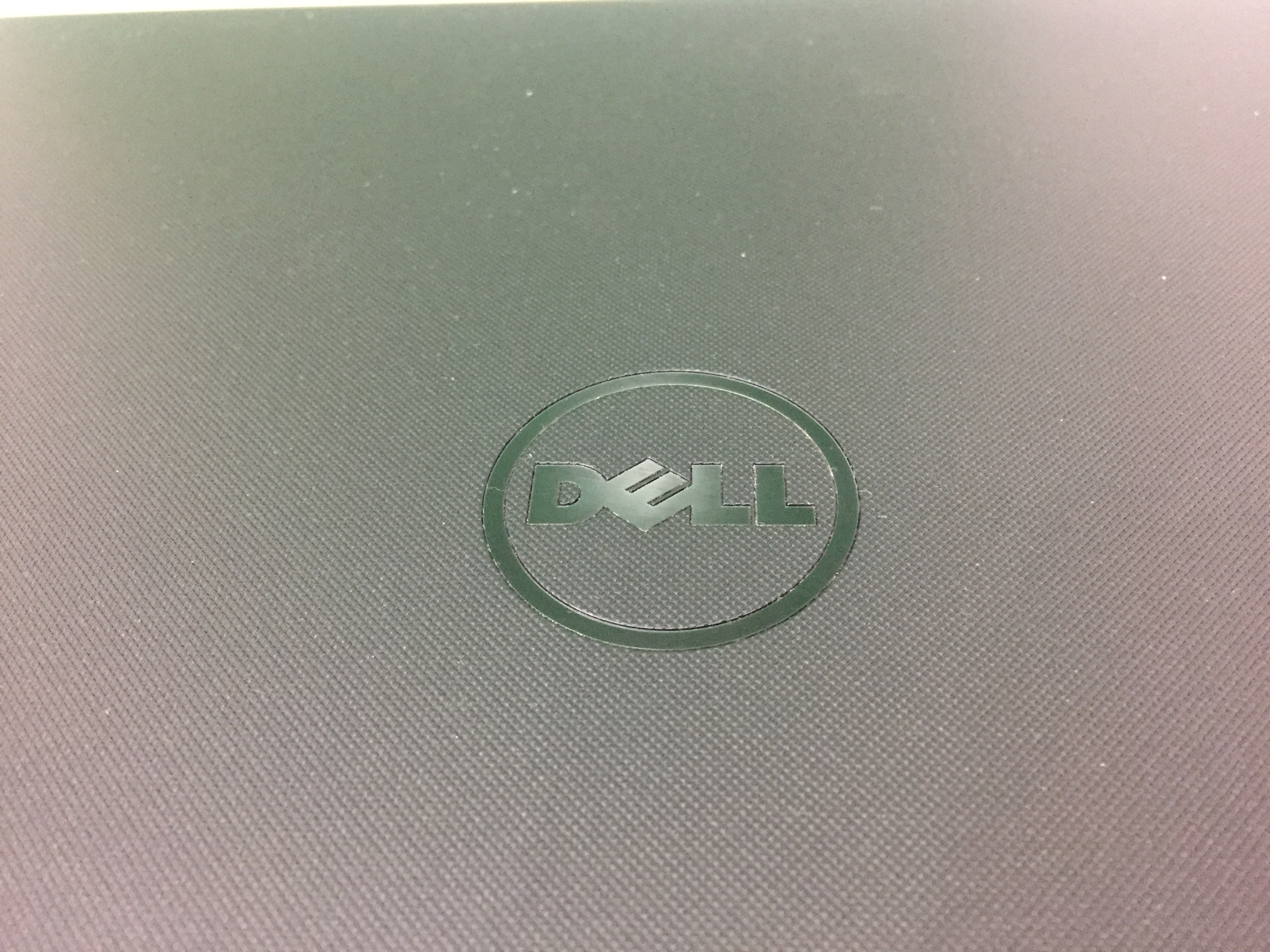 DELL Inspiron 3558