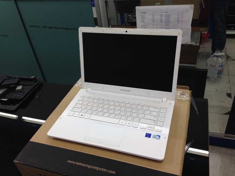 SAMSUNG NP370R4V-A03TH