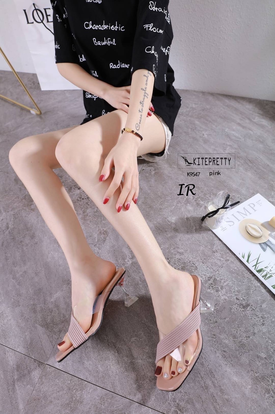 รองเท้าส้นแก้วเปิดส้นสายไขว้ (สีชมพู)