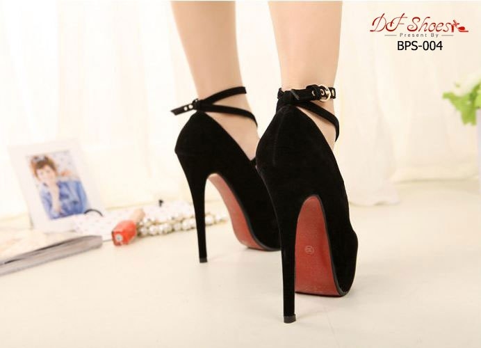 รองเท้าคัทชูส้นสูงสายไขว้รัดข้อ