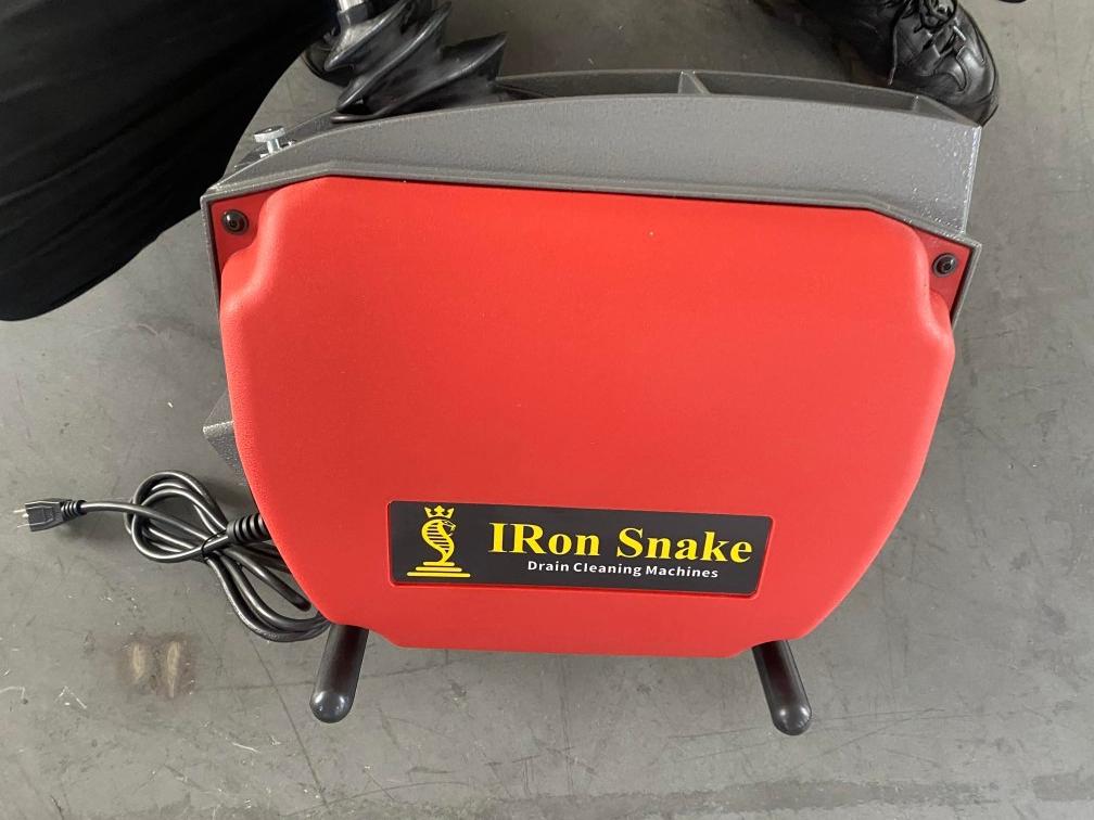 เครื่องทะลวงท่อ งูเหล็ก D-170 ( ยี่ห้อ IRon Snake ) กำลัง 750 วัตต์