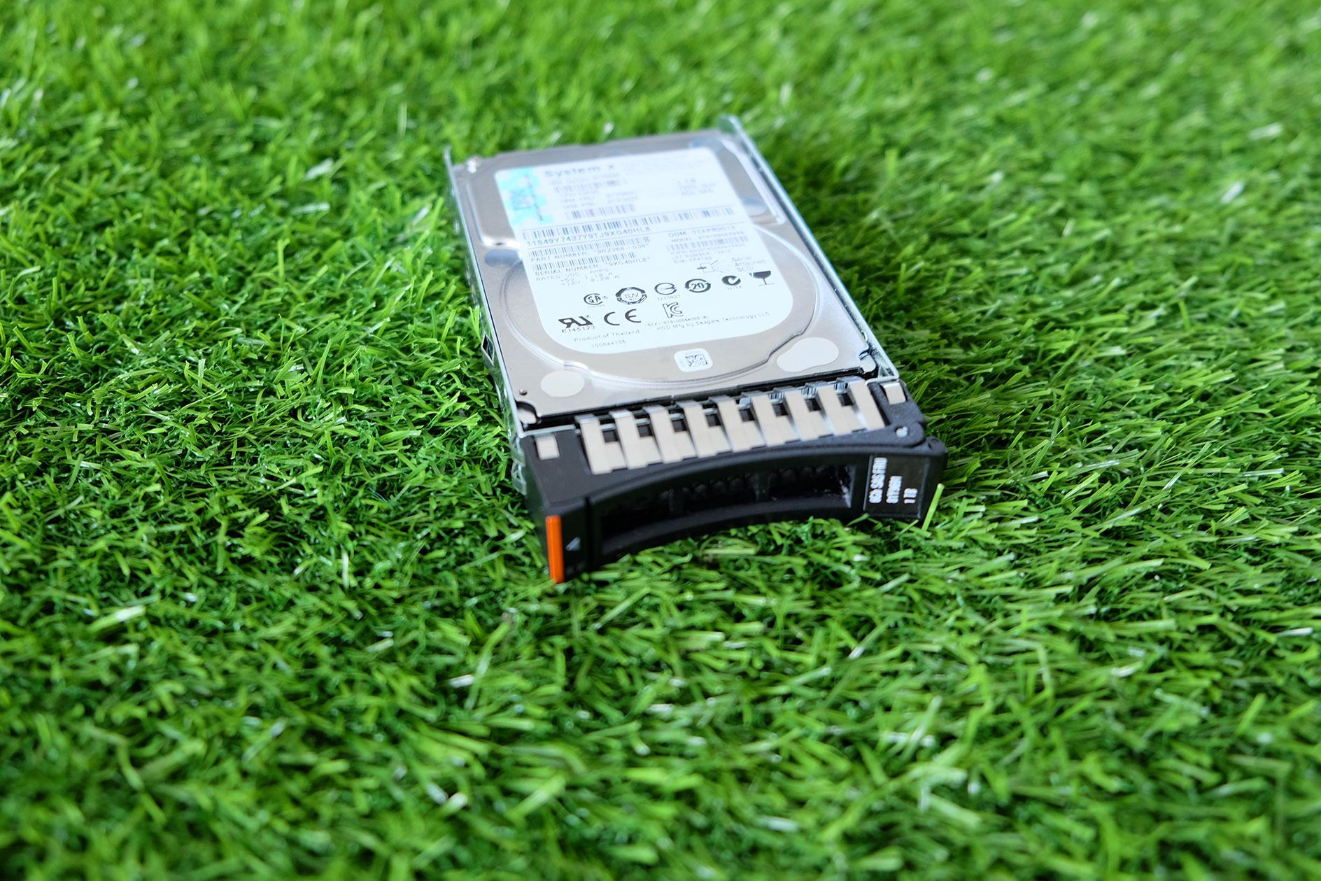 Harddisk IBM SAS 900 GB ความเร็ว 10K ขนาด 2.5 มี Tray ให้พร้อม เหมาะกับ Server