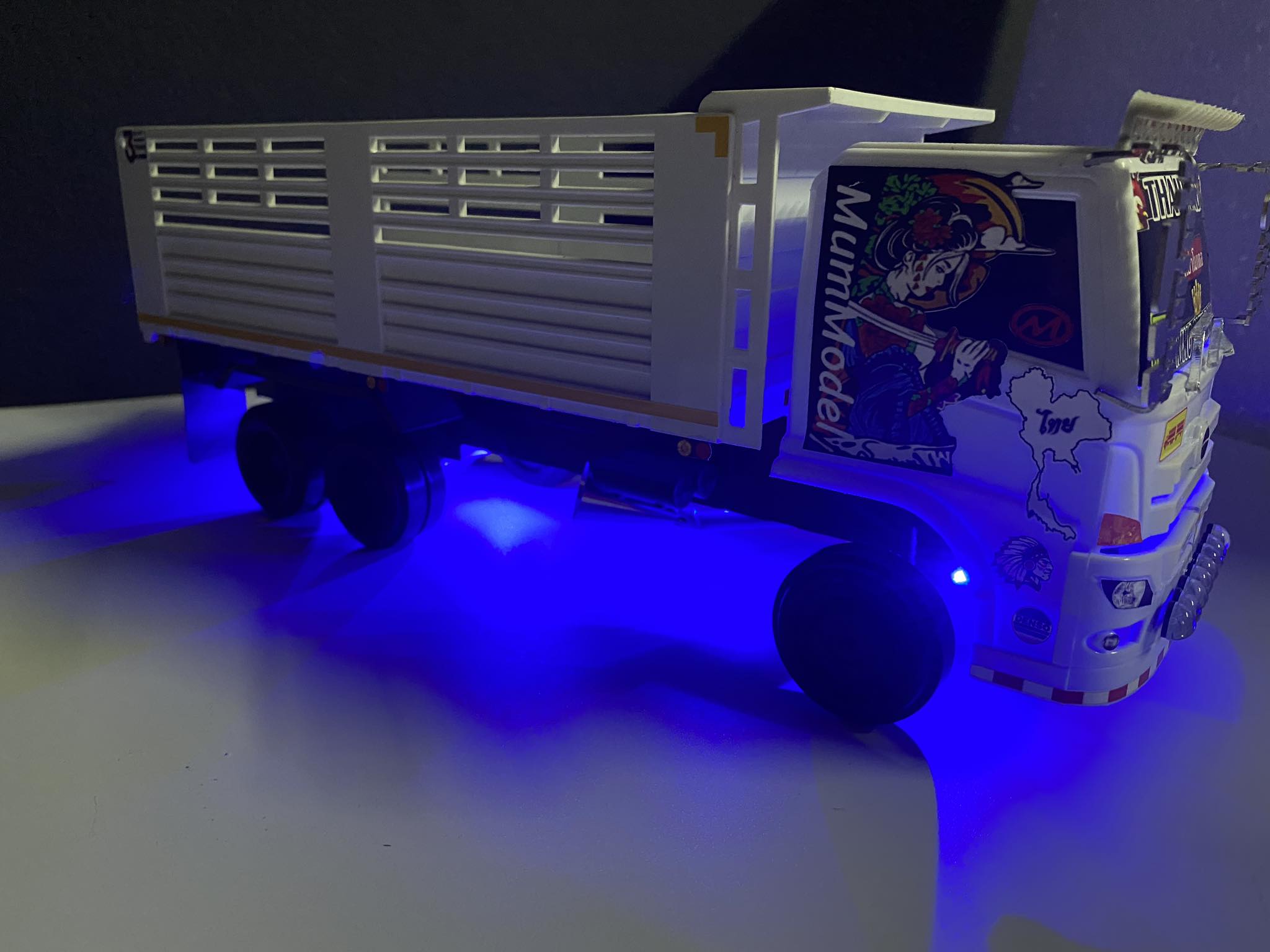 ไฟหม่ำโมเดลไฟแต่งรถบรรทุก ไฟแต่งรถบรรทุกหม่ำโมเดล ไฟจิ๋ว ไฟจำลองแต่งรถของเล่น ไฟซิ่งแต่งรถสิบล้อจำลอง โมเดลไฟรถบรรทุก