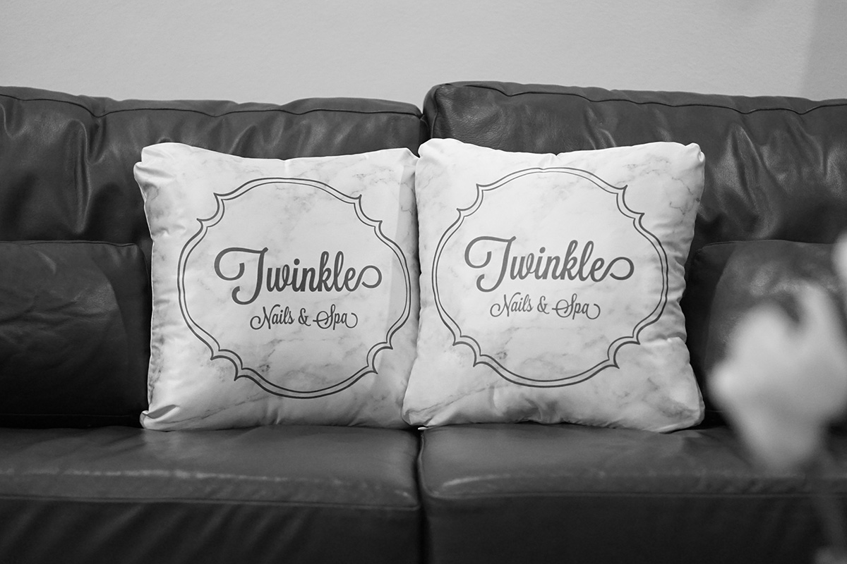 หมอนอิง ร้าน Twinkle Nails & Spa