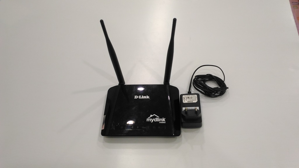 D-Link Wireless 300 LAN Cloud Routers DIR-605L