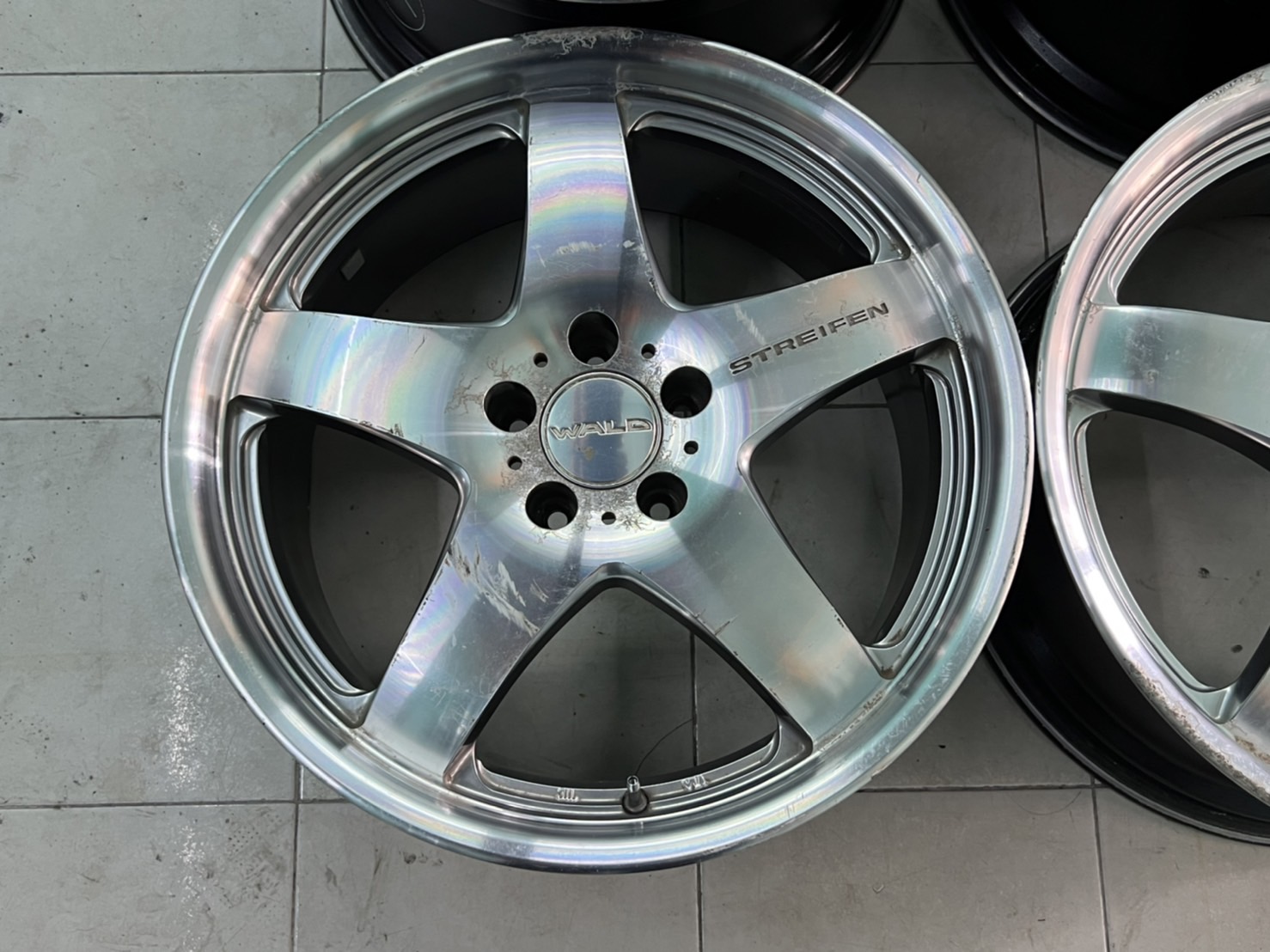 ล้อแท้เบนซ์ WALD streifen 19" ตามสภาพ