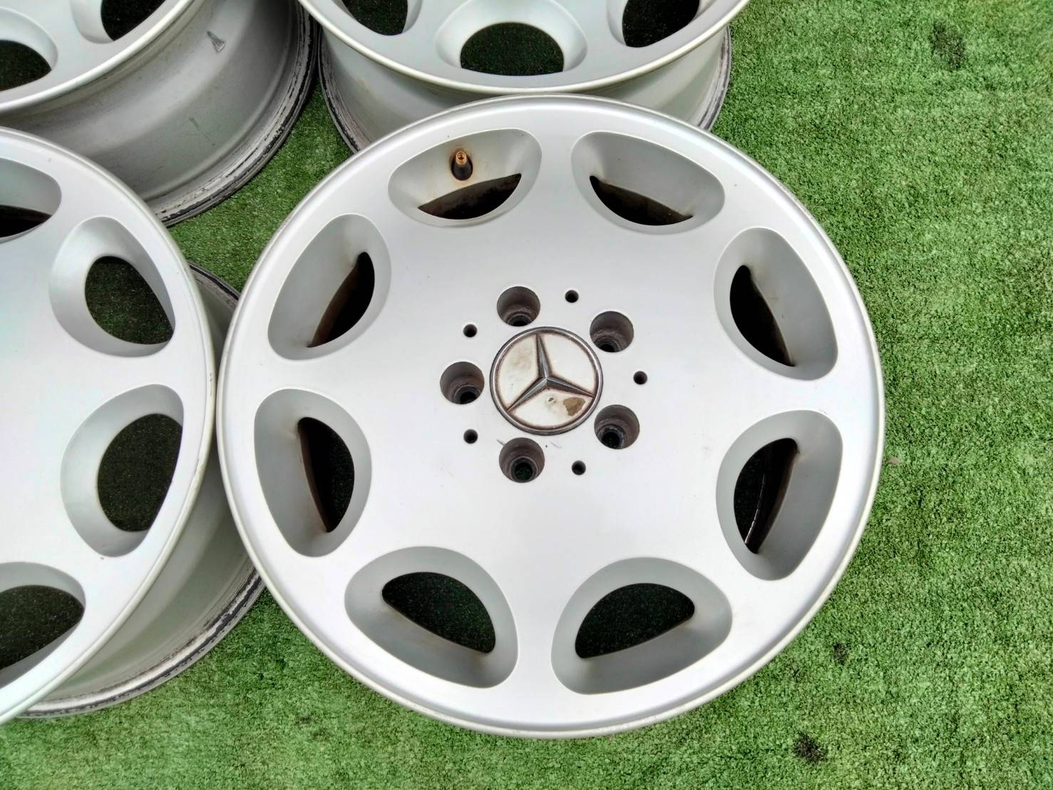 ล้อเบนซ์ 8ช่อง ล้อเดิม W210 ขอบ 16"