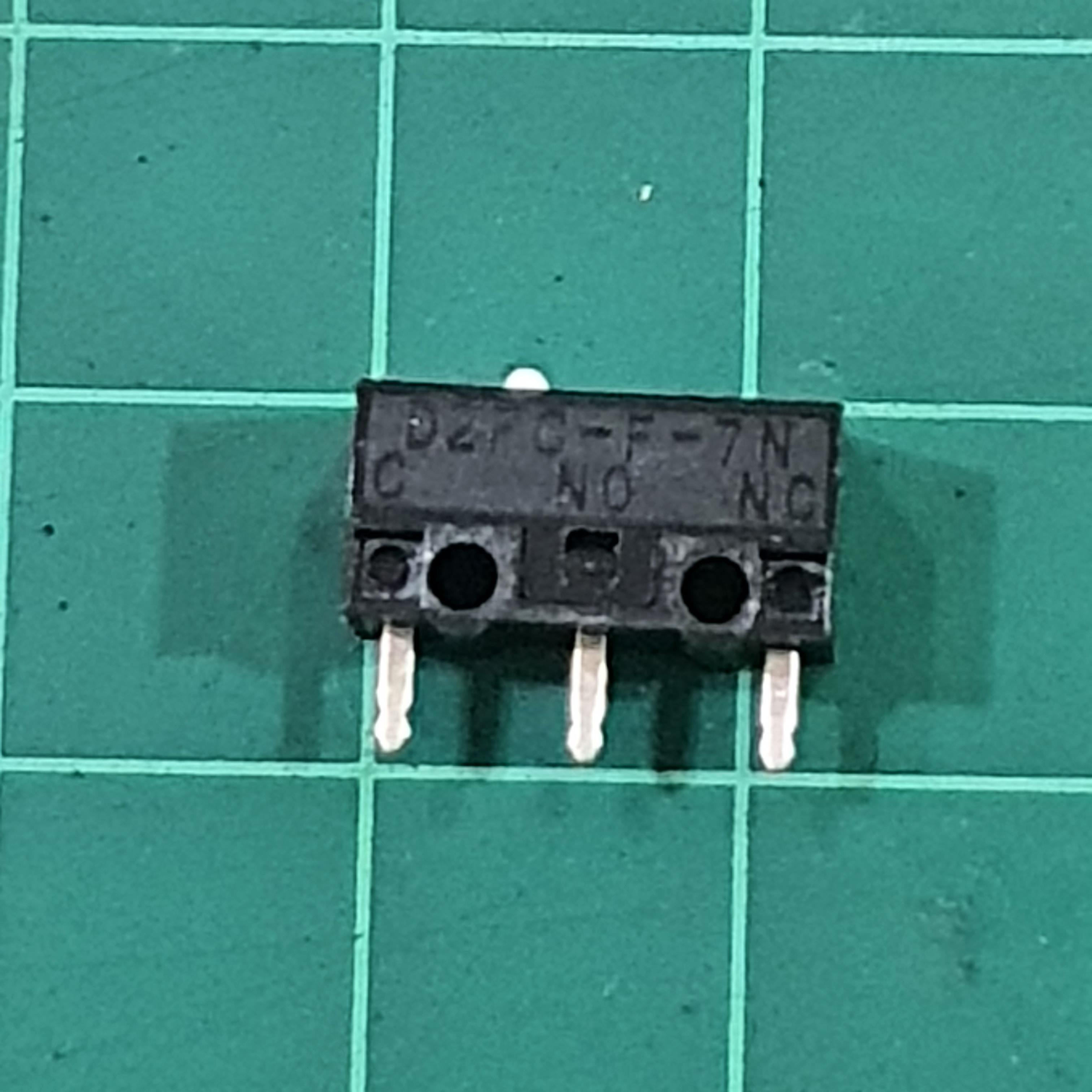 Micro switch (D2FC-F-7N)