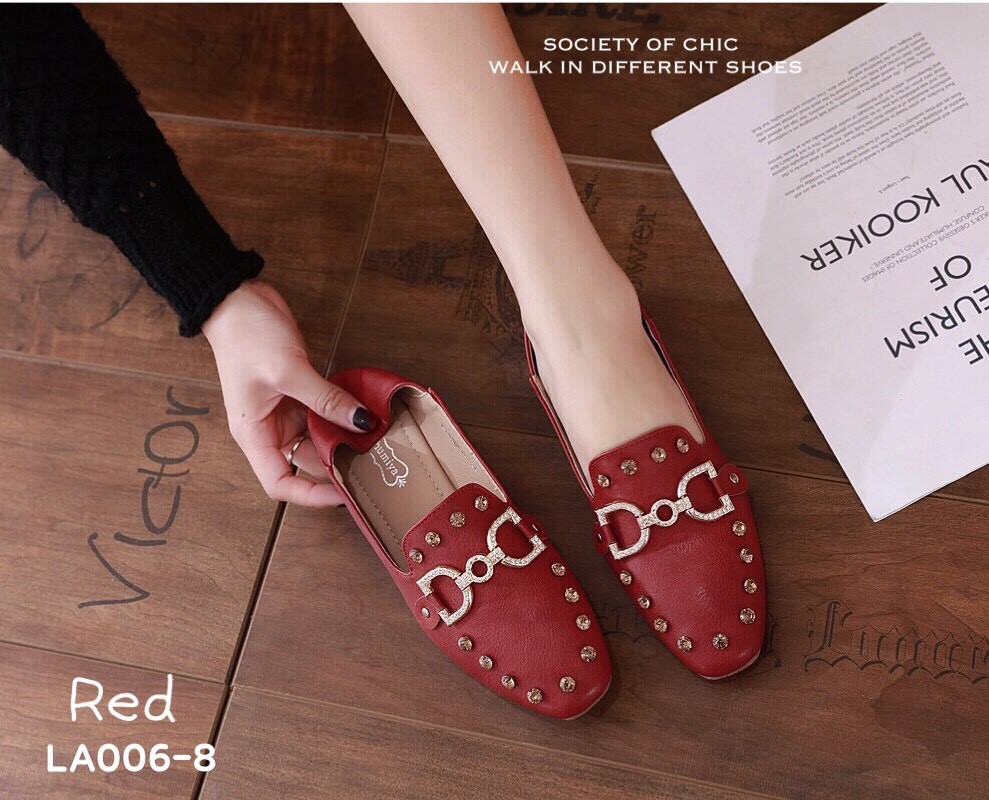 รองเท้าคัทชูนิ่มแต่งอะไหล่ (สีแดง)