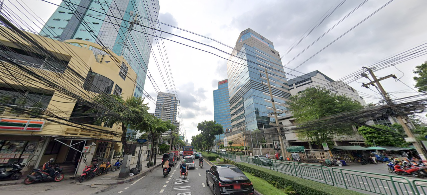 Land for lease for 30 years, next to Rama 4 Road, Khlong Toei, Bangkok, area 4 rai, suitable for a mixed-use project.