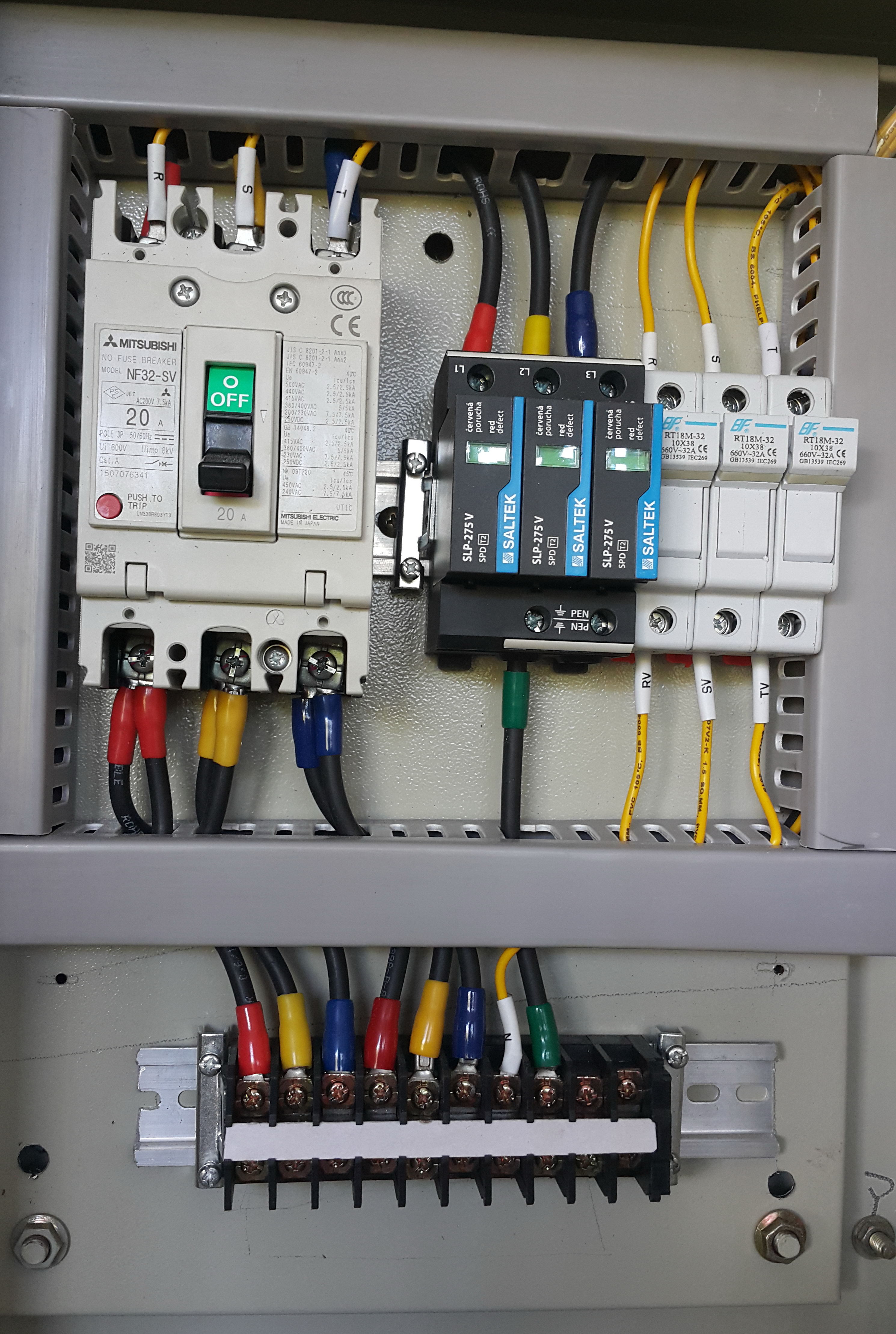 DC AC Braker Surge Protection