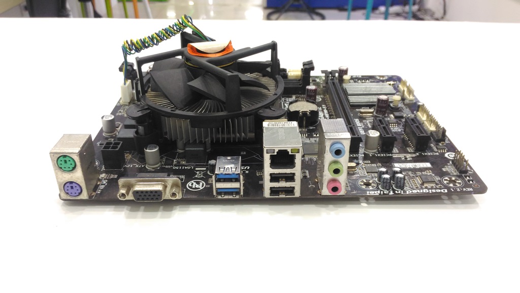 GA-H81M-S1 + G3240 มีประกัน