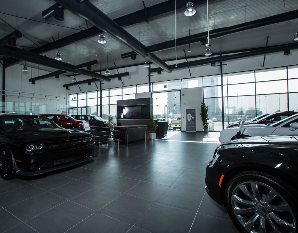 ขายโชว์รูมรถยนต์ติดถนนศรีนครินทร์ ใกล้ซีคอนสแควร์ ศรีนครินทร์ และ ใกล้รถไฟฟ้า MRT สายสีเหลือง