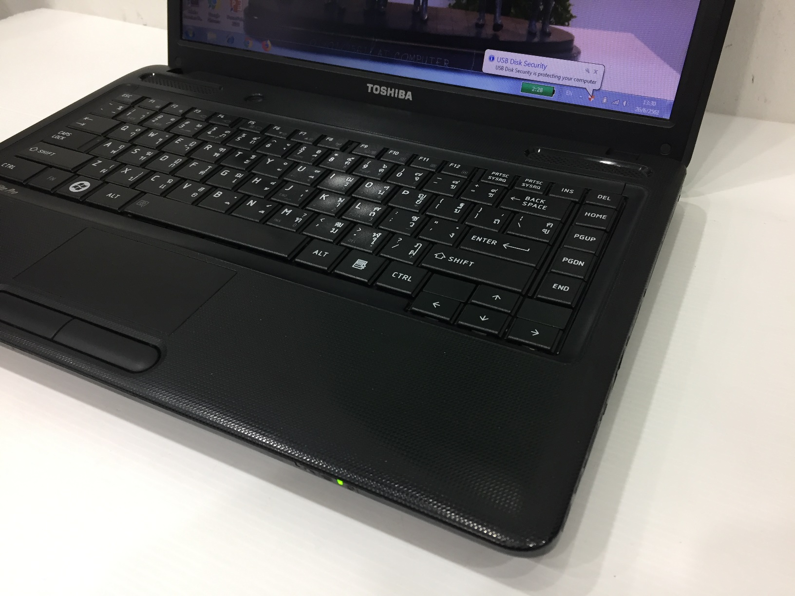 TOSHIBA Satellite C640