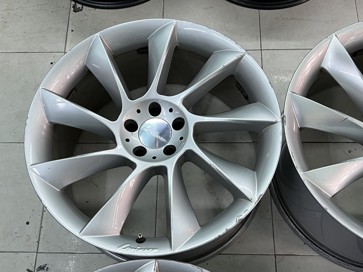 ล้อเบนซ์แท้ lorinser RS8 20" สภาพเดิมไม่ซ่อม