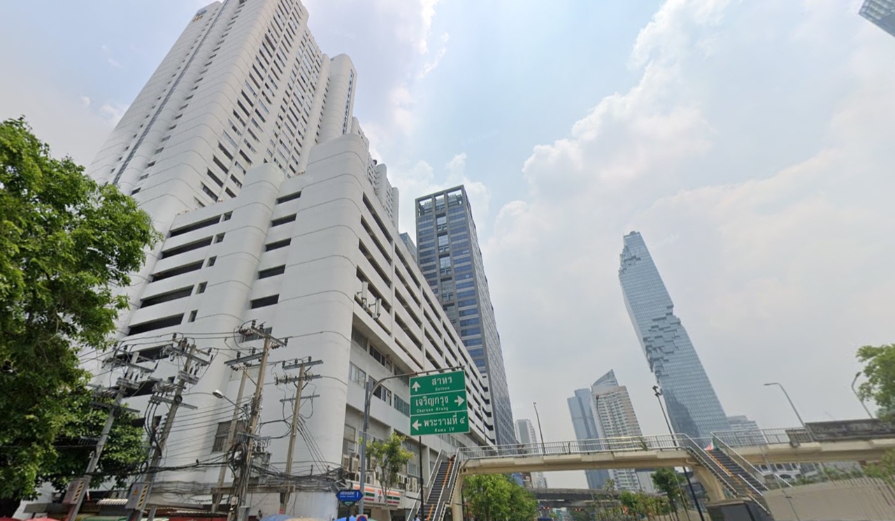 ไอทีเอฟ สีลม พาเลส (ITF-Silom Palace) สำนักงานให้เช่าย่านสีลม ศูนย์กลางธุรกิจ(CBD)ของกรุงเทพฯ ใกล้สถานีรถไฟฟ้า BTS ช่องนนทรี เพียง 350 ม.