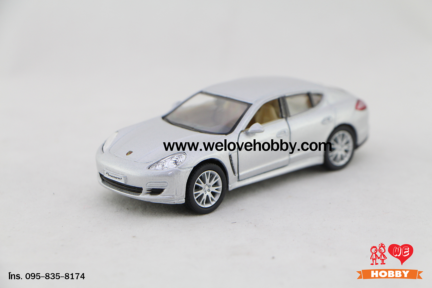 โมเดลรถซุปเปอร์ คาร์ Porsche Panamera สีเทา Scale 1:40