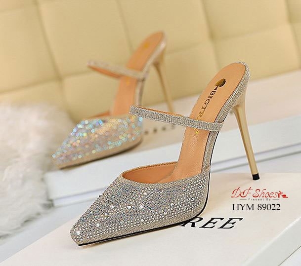 รองเท้าคัทชูเปิดส้นกลิตเตอร์ (สีทอง)