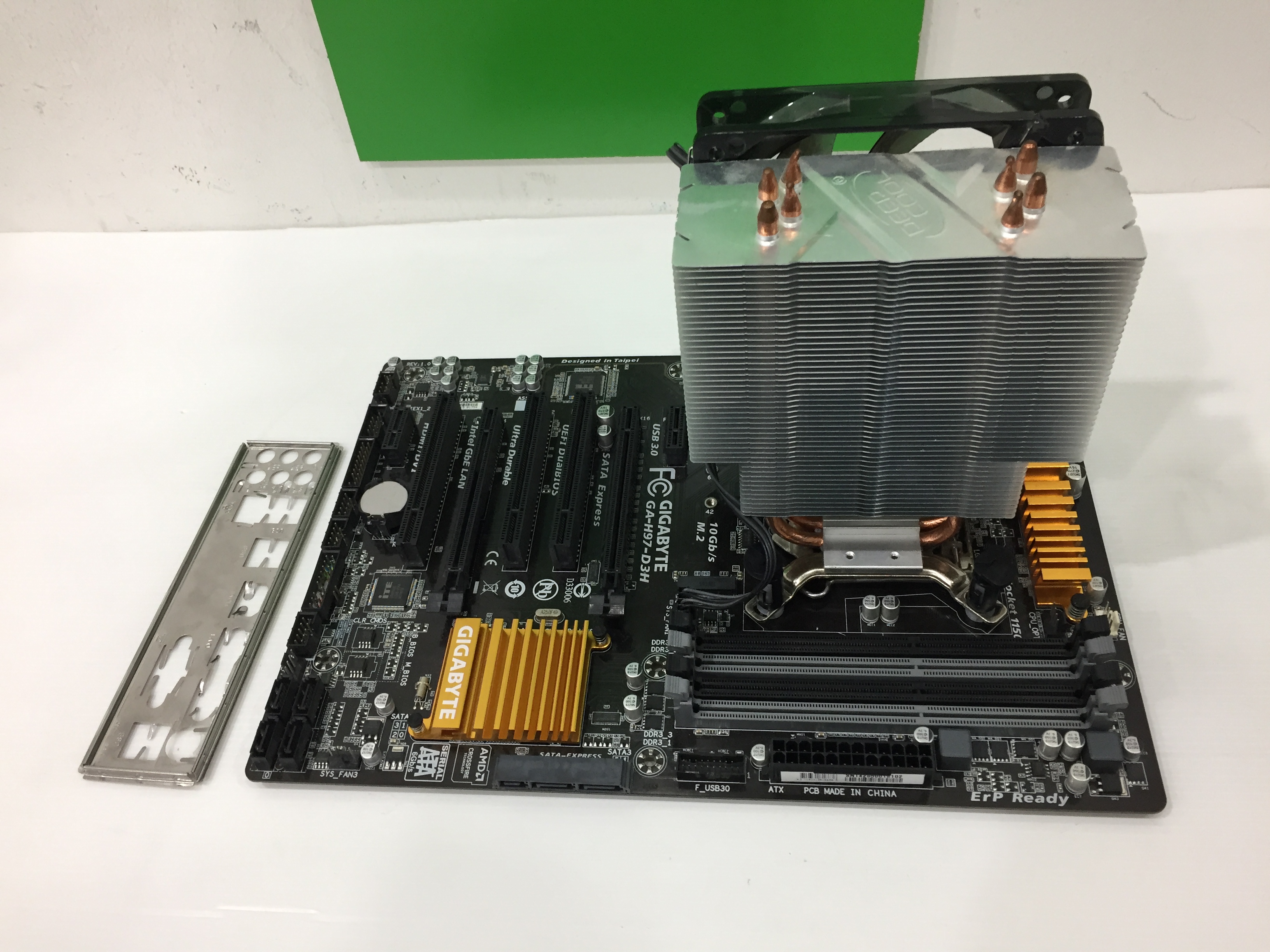 intel Core i7-4770 + Gigabyte GA-H97-D3H