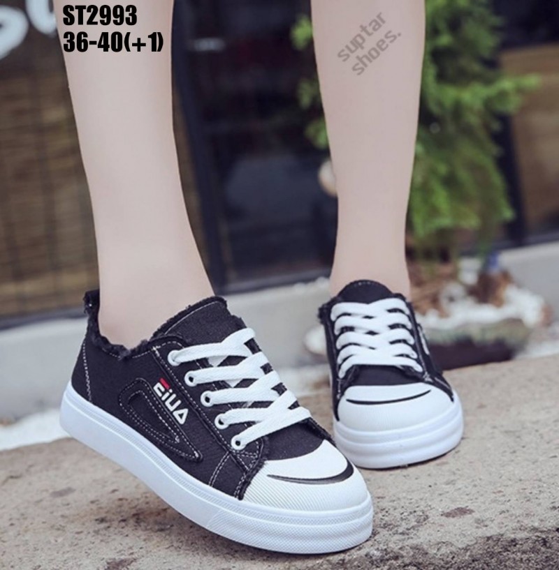 รองเท้าผ้าใบแคชชวลแต่งขอบ (สีดำ)