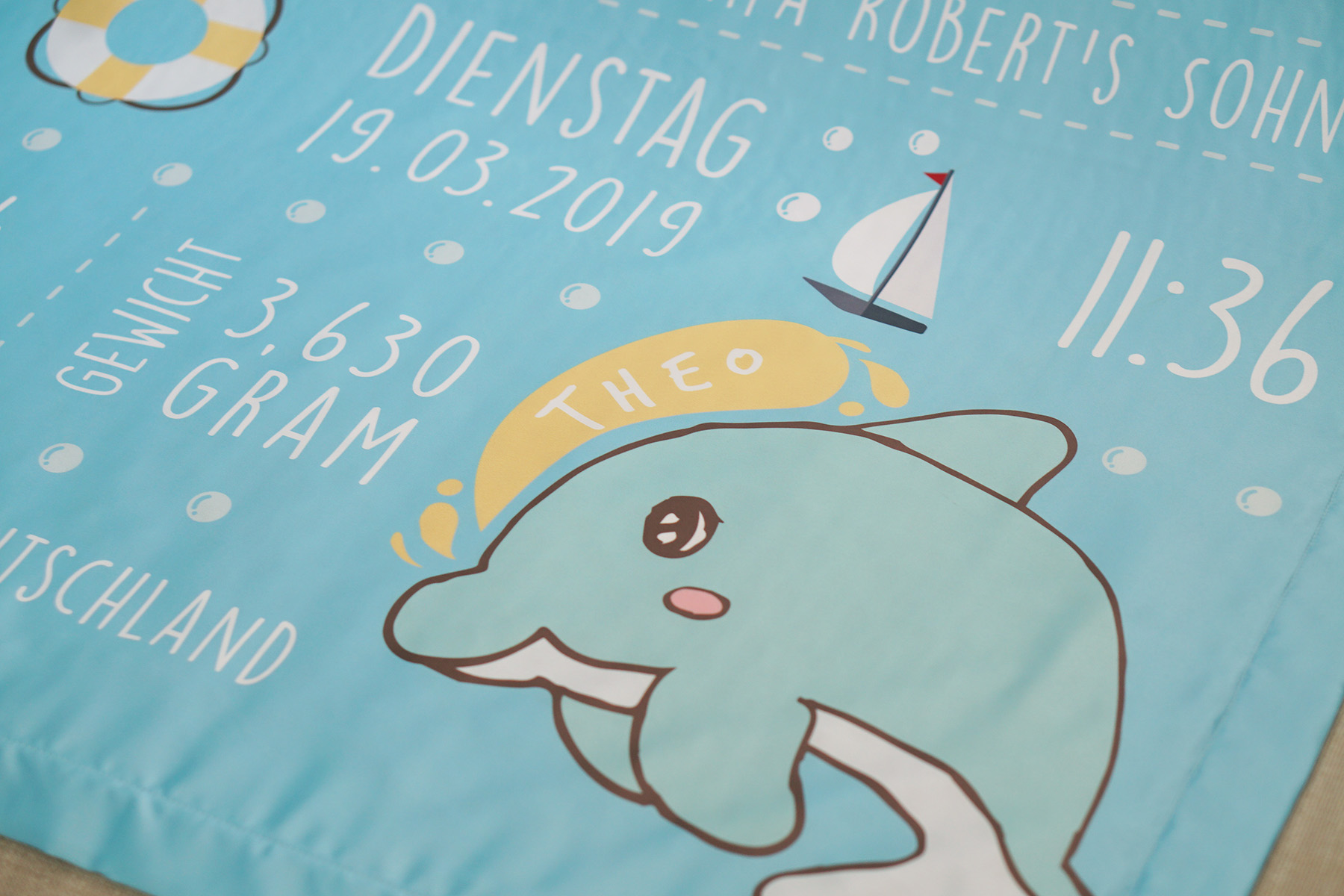 ผ้าห่ม ใส่ประวัติแรกเกิด+รูปถ่าย ลายโลมา Dolphin - Turquoise