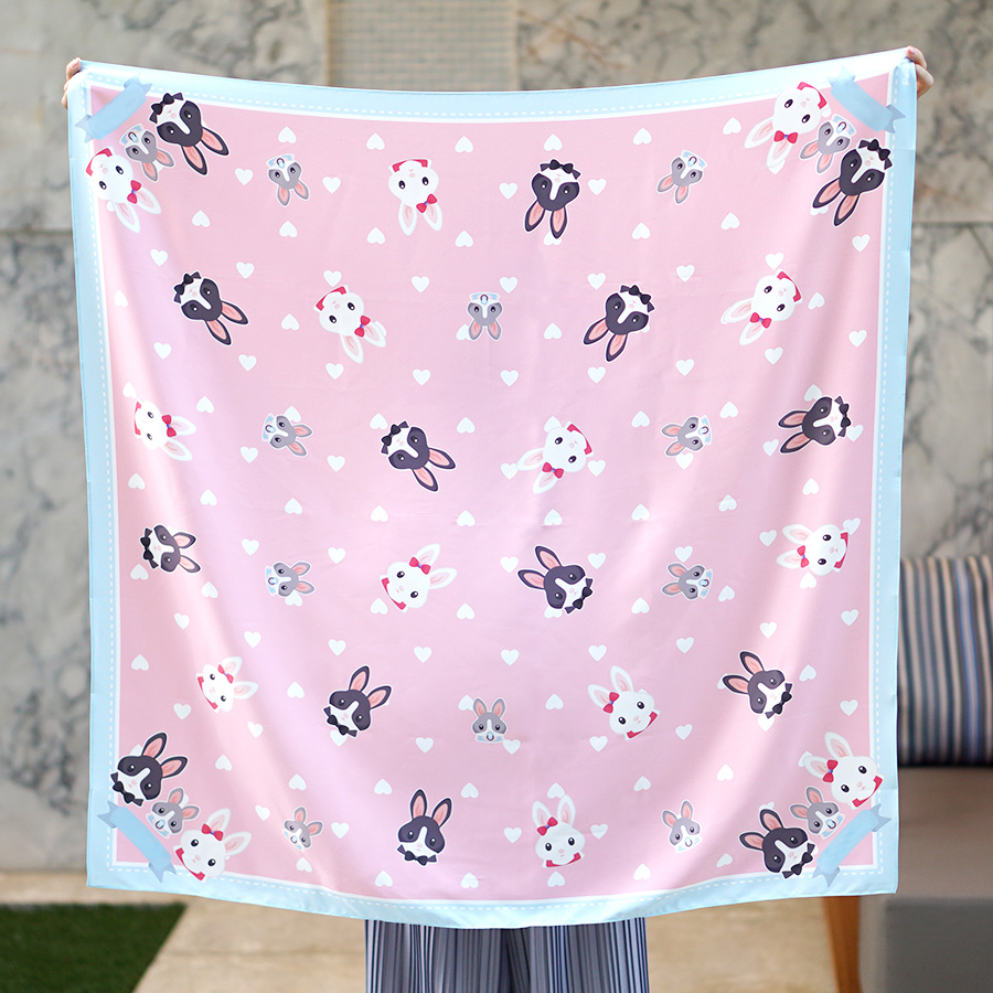 ผ้าพันคอ ลาย Rabbit Family - Pink พร้อมส่ง