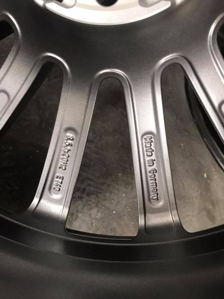 ล้อแท้ AMG multi spoke 20" GLC X253