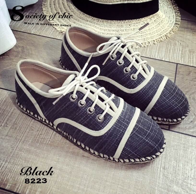 รองเท้าผ้าใบทูโทน (สีครีม)