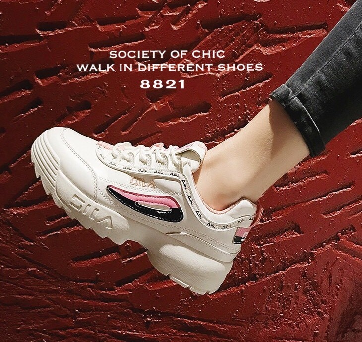 รองเท้าผ้าใบทรงSport Girl แต่งลายแฟชั่น (สีแดง)