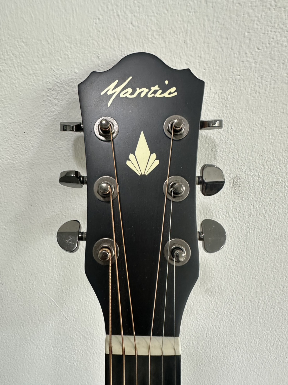 กีต้าร์โปร่ง Mantic AG380 ( ขนาด 41 นิ้ว )