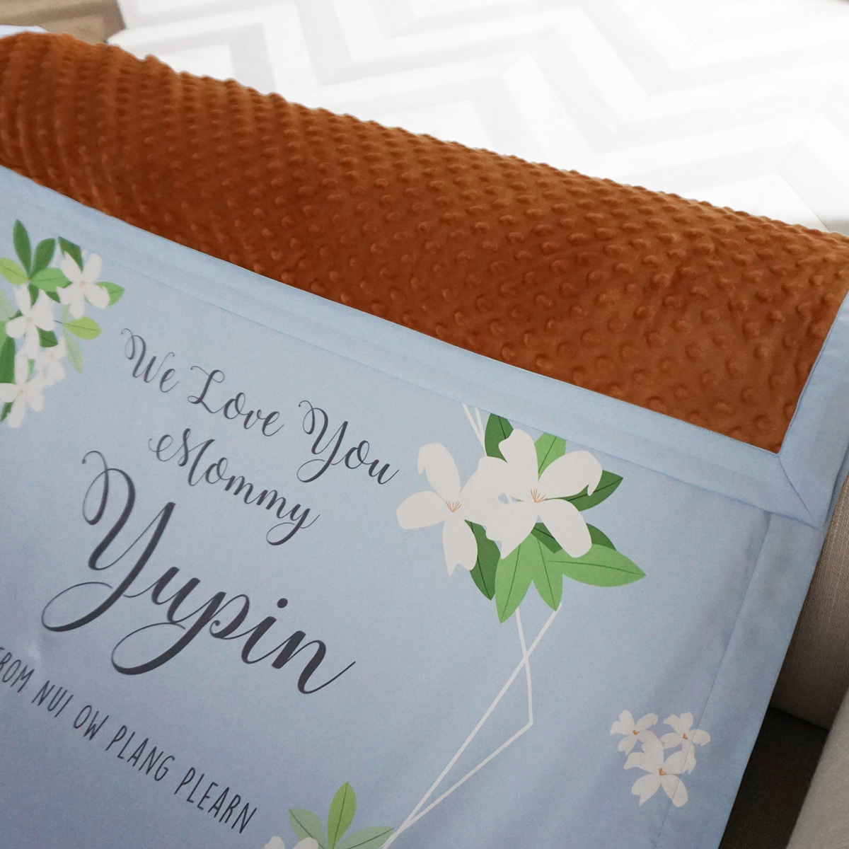 ผ้าห่ม ใส่ชื่อ ลาย Jasmine - Hexagon - Blue ไซส์ใหญ่ 100x150cm