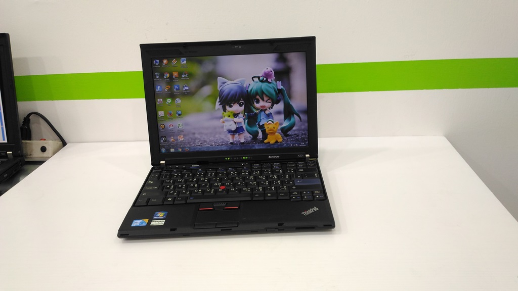 LENOVO-ThinkPad-X201