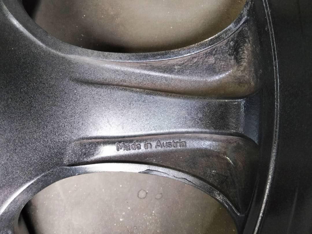 ล้อแท้ กล้วย เดิม W209 17นิ้ว