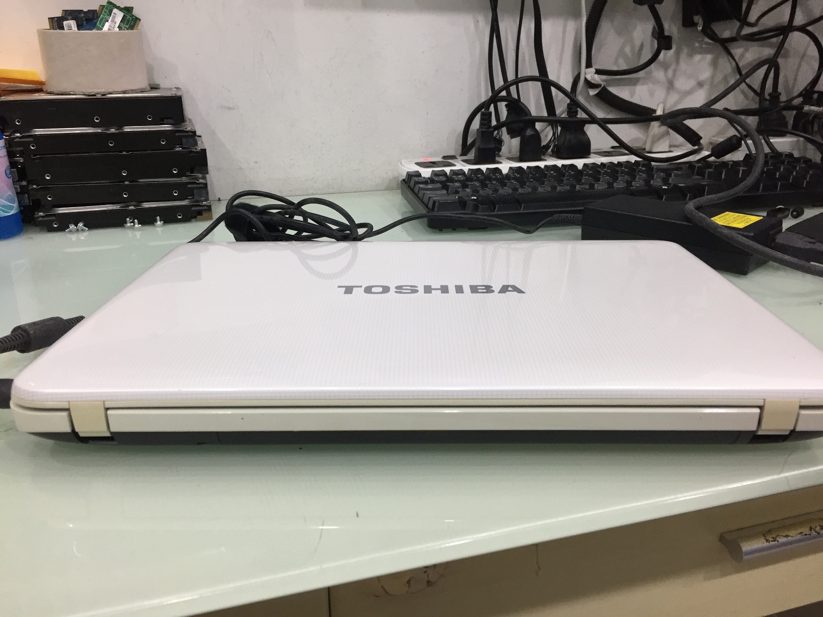 TOSHIBA Satellite L840-1005XW