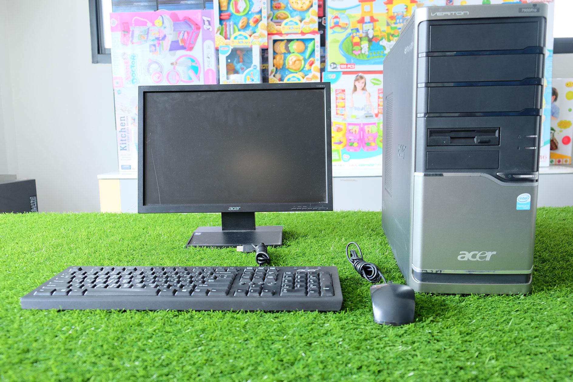 Acer 7900 Pro set moniter E6200 Ram 4 GB HDD 320 GB เหมาะสำหรับคนหาคอมพิวเตอร์ ไว้ดูหนังฟังเพลง พร้อมจอให้ 17 นิ้ว งบน้อย