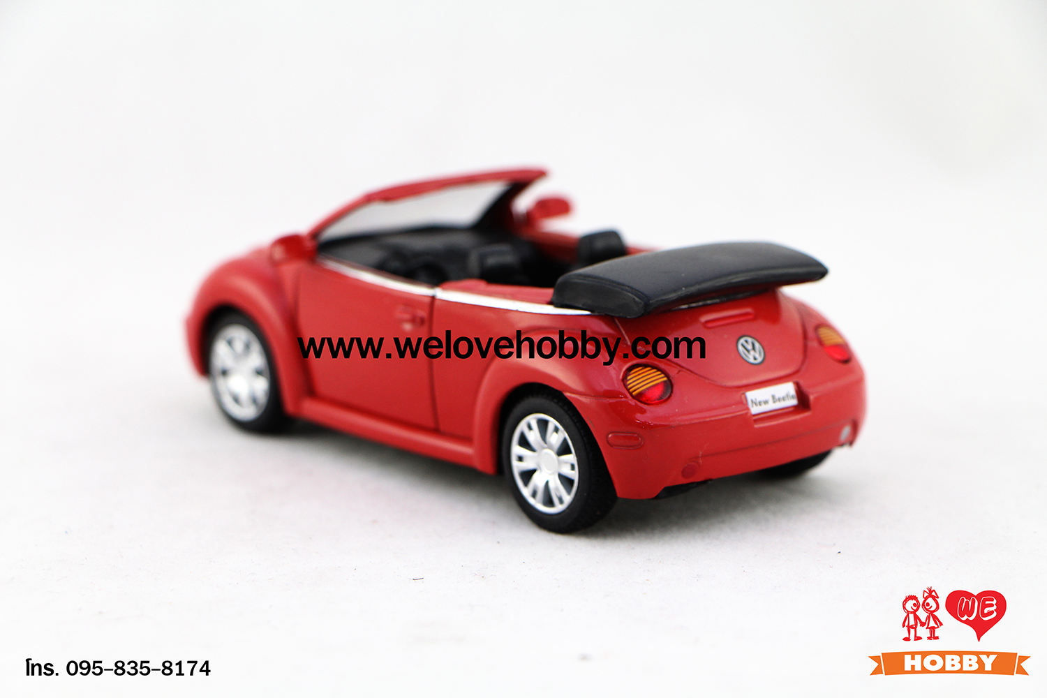 โมเดลรถ Volkswagen New Beetle Convertible (2003) สีส้ม Sundown Orange Scale 1:32